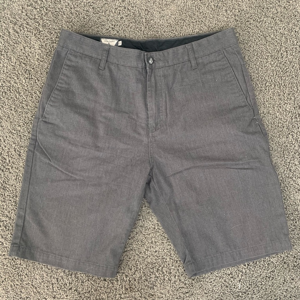 Men’s Volcom Corpo Class shorts